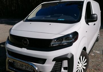 Opel Vivaro 17.990 km 21.990 &euro; Sankt Augustin 53757
