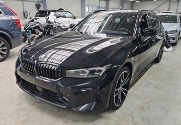 BMW 330 97.712 km 35.999 &euro; Köln 50767