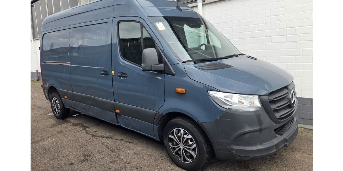 Mercedes-Benz Sprinter 83.000 km 14.650 &euro; Köln 51149