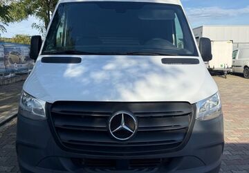 Mercedes-Benz Sprinter 29.938 km 33.999 &euro; Köln 51107