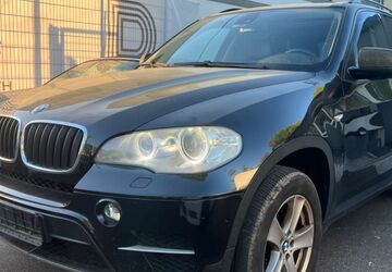 BMW X5 263.000 km 7.950 &euro; Köln 51105