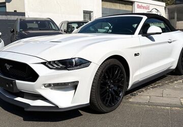 Ford Mustang 102.000 km 31.990 &euro; Köln 51065