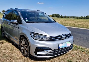 VW Touran 87.335 km 20.500 &euro; Köln 50825