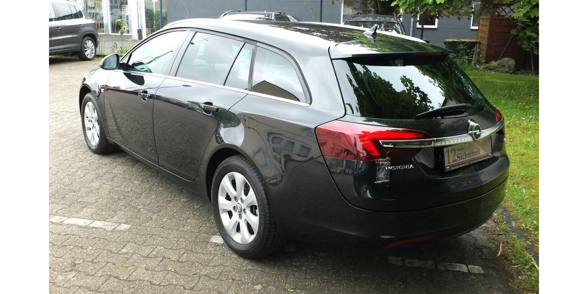 Opel Insignia EDITION NAVI PARKPILOT/KAMERA 17 Zoll LMF 96.093 km 10.798 &euro; Köln 50858