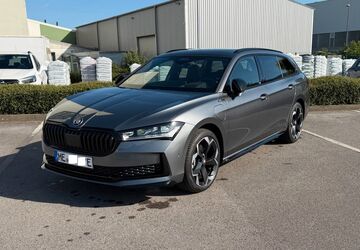 Skoda Superb 4.800 km 40.900 &euro; Langenfeld 40764