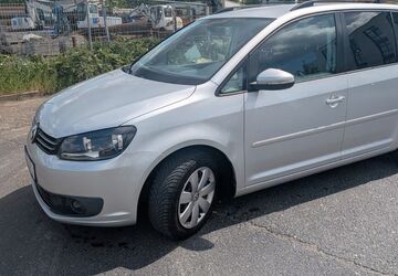 VW Touran 274.000 km 4.750 &euro; Köln 50829