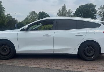 Ford Focus 70.000 km 12.500 &euro; Köln 51105