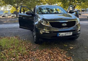 Kia Sportage 109.000 km 12.950 &euro; Köln 51063