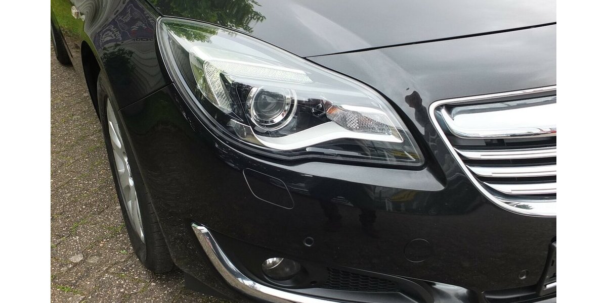 Opel Insignia EDITION NAVI PARKPILOT/KAMERA 17 Zoll LMF 96.093 km 10.798 &euro; Köln 50858