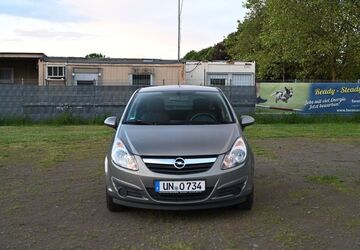 Opel Corsa 124.999 km 3.199 &euro; Köln 51145
