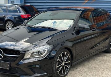 Mercedes-Benz CLA Shooting Brake 136.000 km 15.990 &euro; Köln 51105